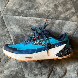 Brooks Catamount 2 men’s running shoe.